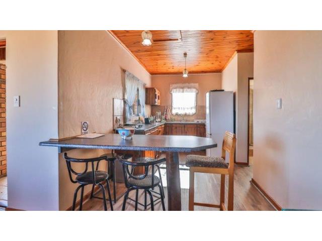 5 Bedroom Property for Sale in Stilbaai Wes Western Cape